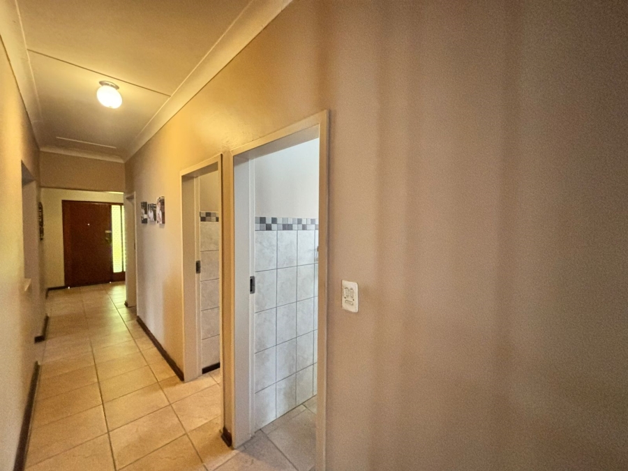 3 Bedroom Property for Sale in La Hoff North West